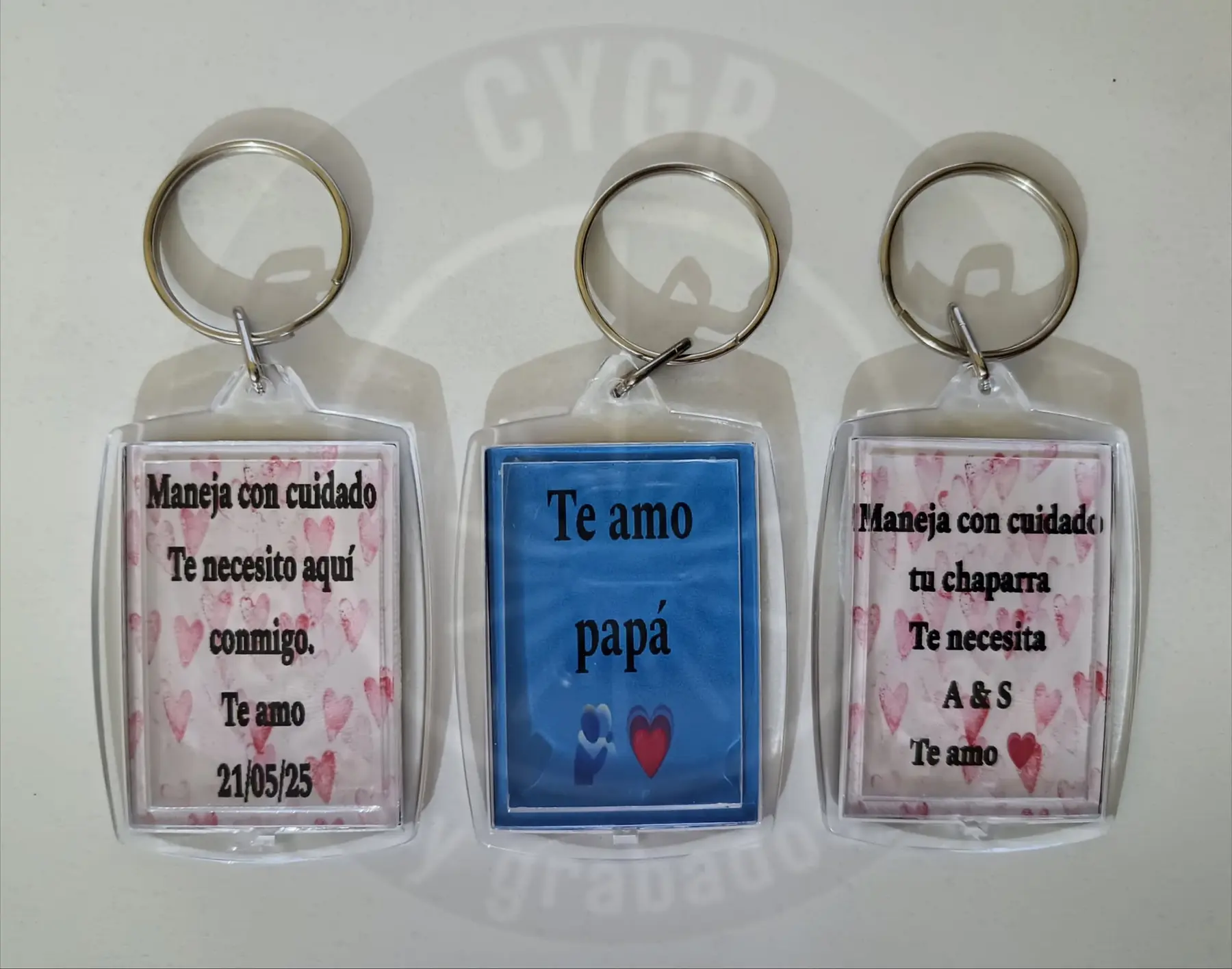 Llaveros con mensajes personalizados
